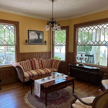 The Charleston Inn Hendersonville Nc מראה חיצוני תמונה