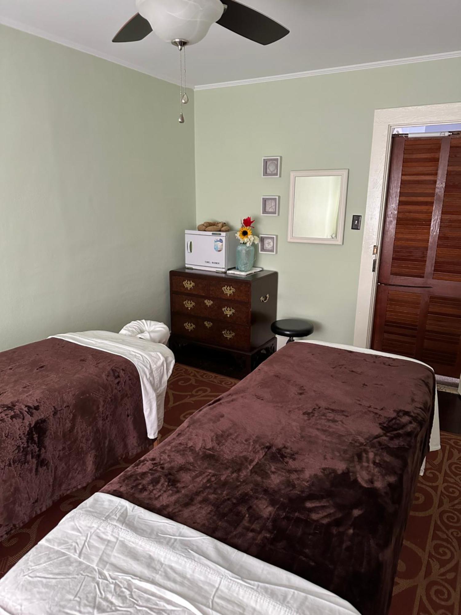 The Charleston Inn Hendersonville Nc מראה חיצוני תמונה