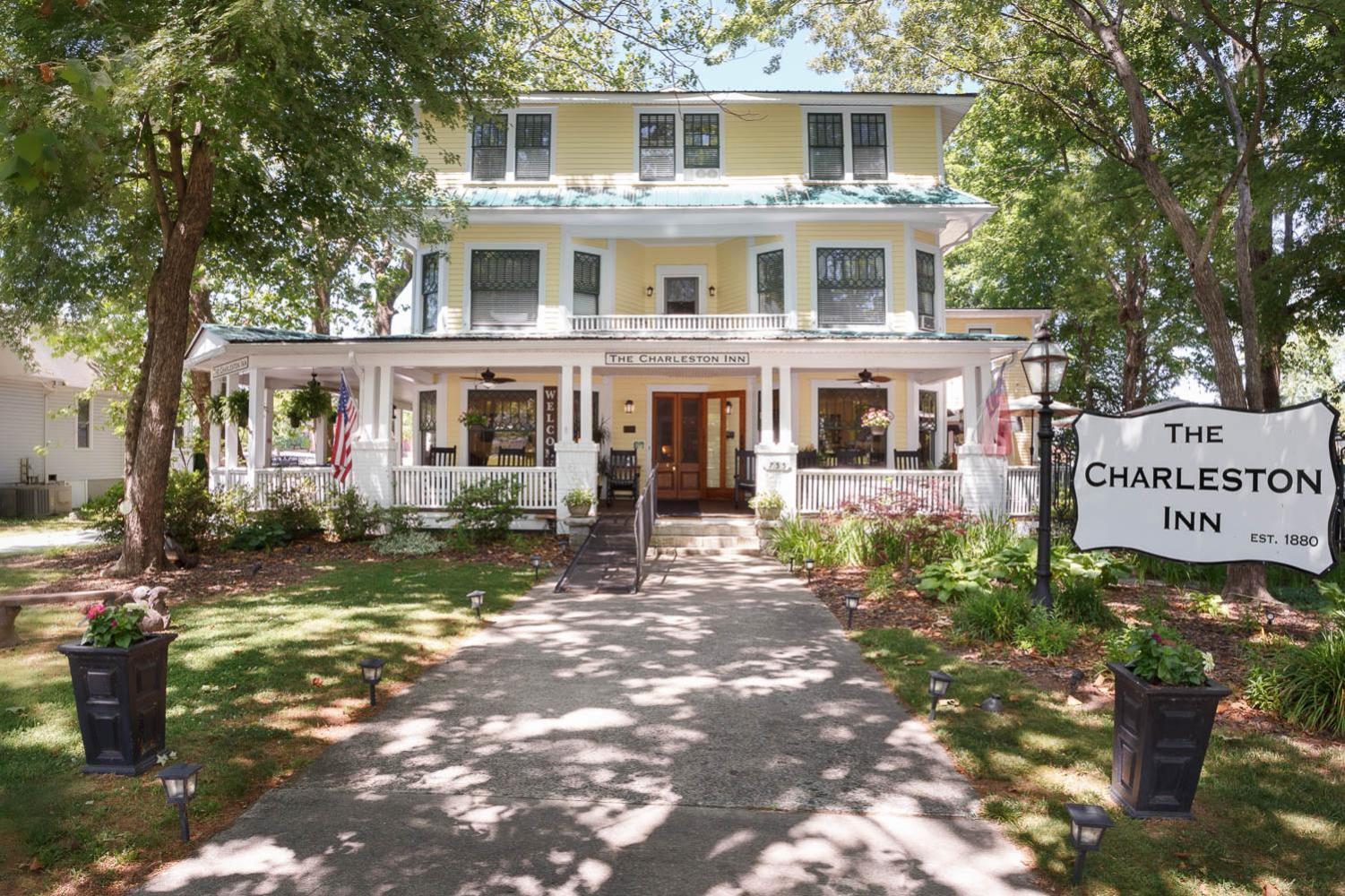 The Charleston Inn Hendersonville Nc מראה חיצוני תמונה