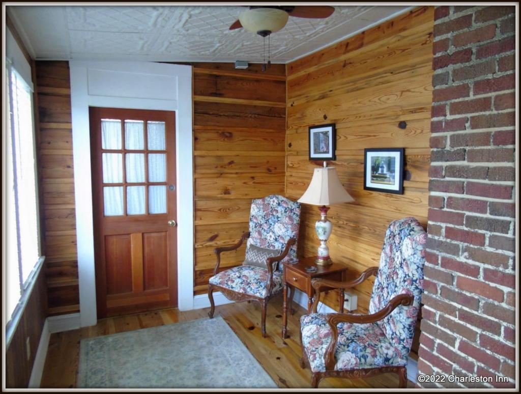 The Charleston Inn Hendersonville Nc מראה חיצוני תמונה