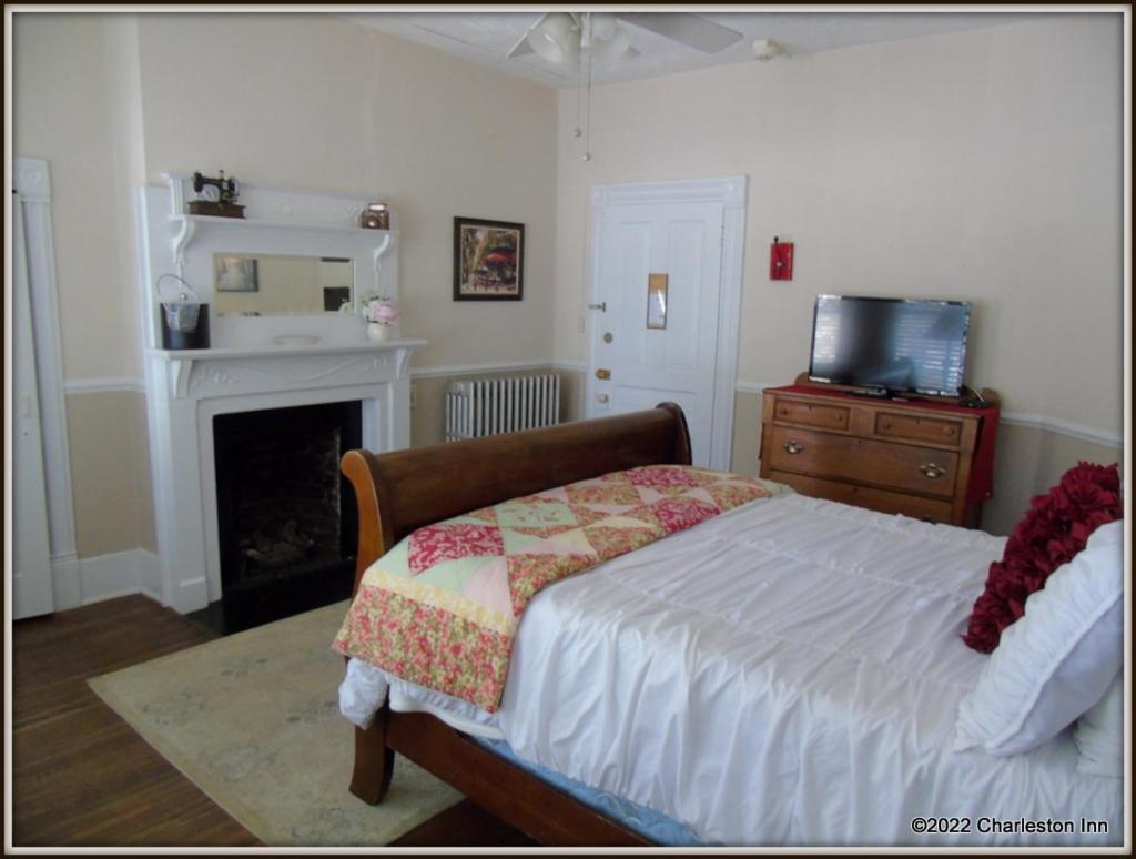 The Charleston Inn Hendersonville Nc מראה חיצוני תמונה