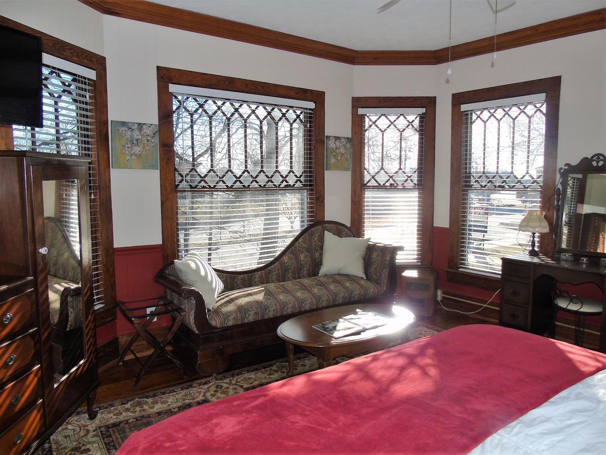 The Charleston Inn Hendersonville Nc מראה חיצוני תמונה